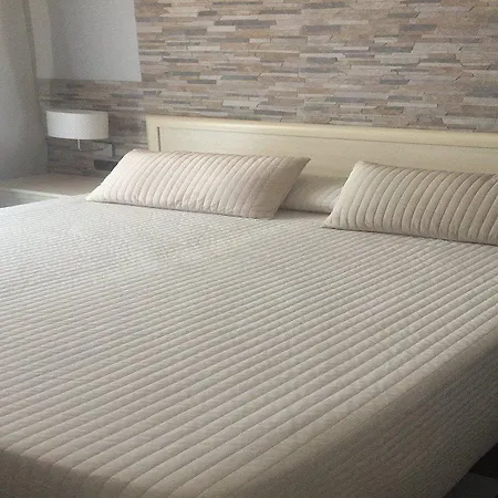 Bed & Breakfast La Maison Des Reves 4*