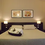 Alojamento de Acomodação e Pequeno-almoço La Maison Des Rêves 4*